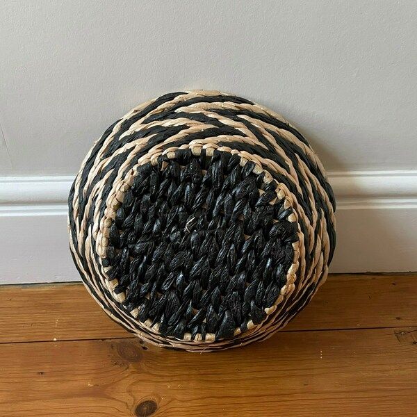 Lafos HandiCraft- Water Hyacinth Basket