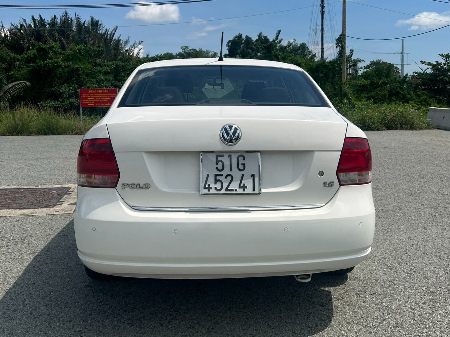 Volkswagen Polo Sedan