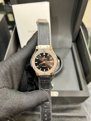  Hublot Classic Fusion Black Alligator Black 38mm 