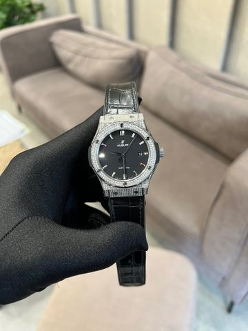  Đồng Hồ Hublot Classic Fusions Titanium Pave  42mm Like New 