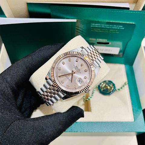  Đồng Hồ Rolex Datejust 41 126331 tia hồng Mặt Số Sundust - Cọc số Kim Cương 