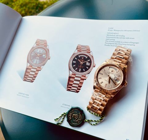  Đồng Hồ Rolex Day-Date 40 228235 Mặt Số Sundust - Cọc số Kim Cương 