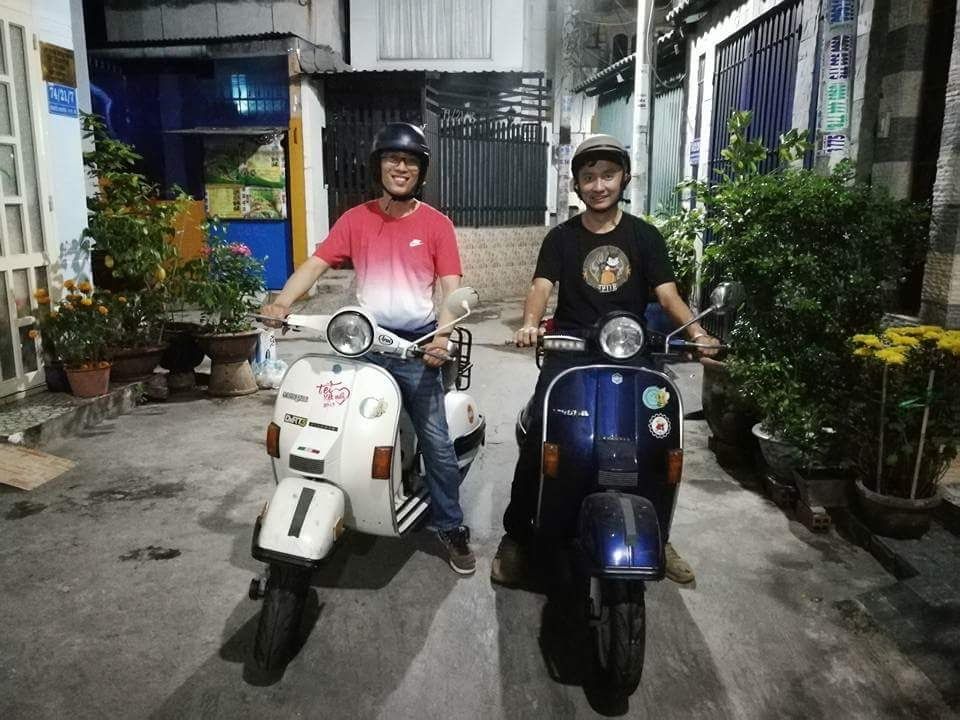 VESPA TOUR – THE GLIMPSE OF THE SAIGON