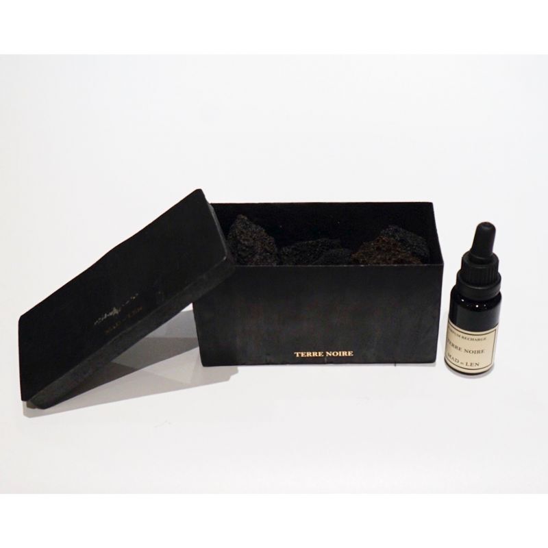 Đá thơm MAD & LEN Black block lava rock (Dark Wood)