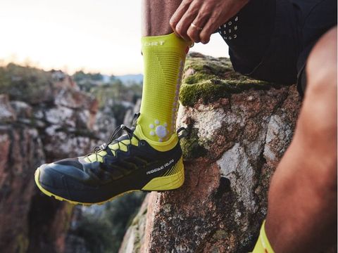 Tất chạy địa hình Compressport Pro Racing Socks v4.0 Trail