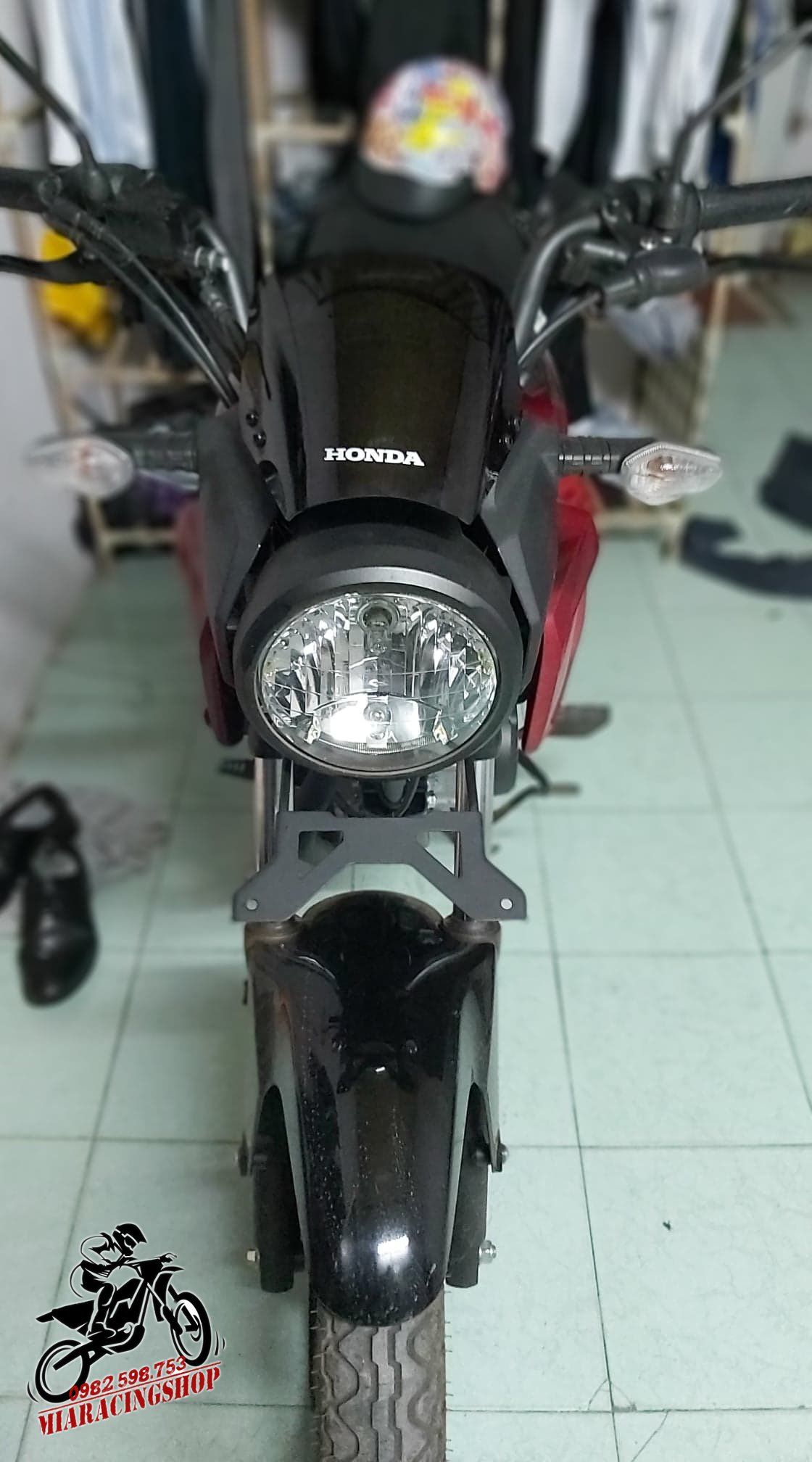 Kính chắn gió CB150 Verza chính hãng Honda