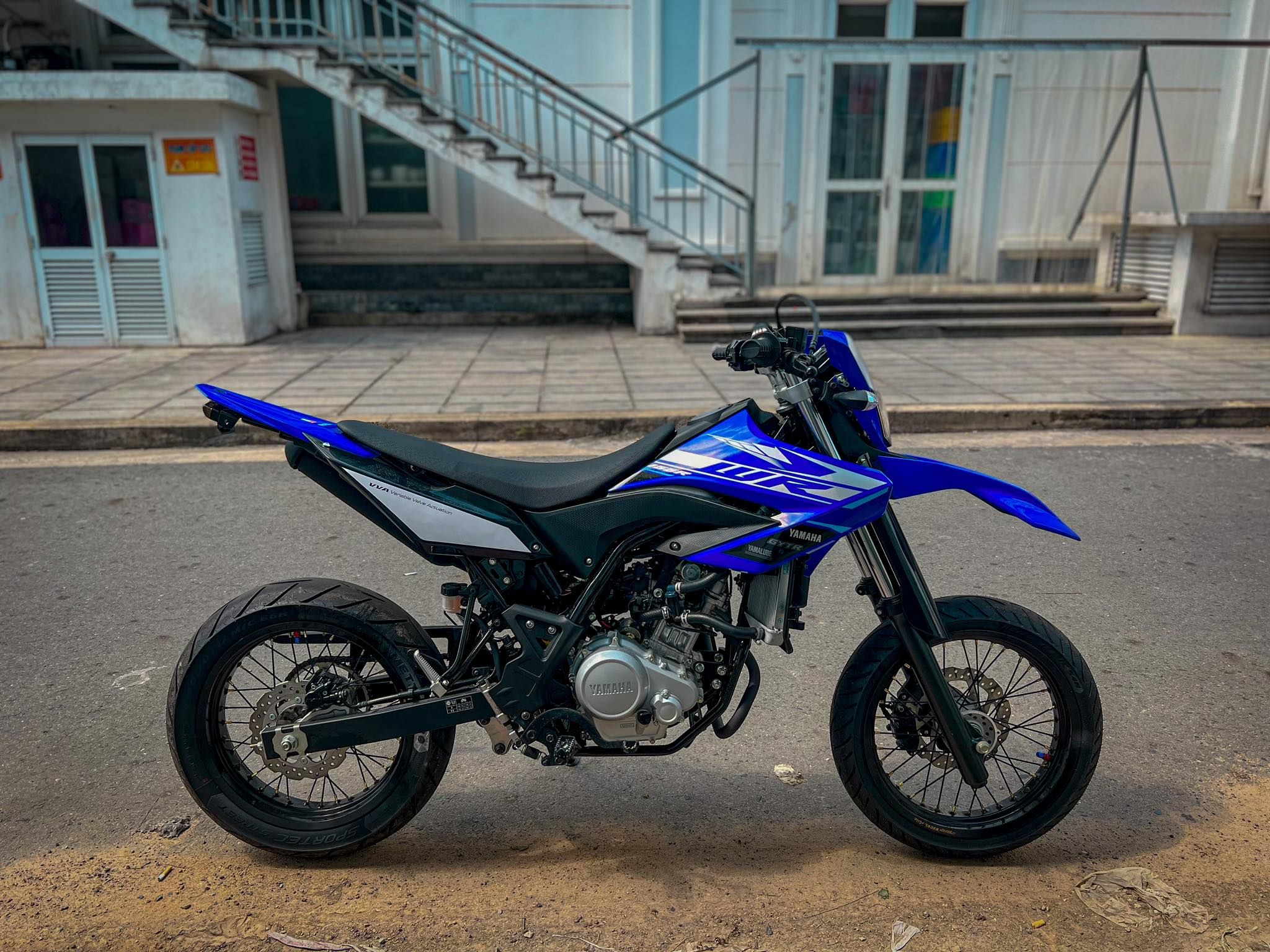 Niềng motard Scarlet 17 inch nhập khẩu Indonesia