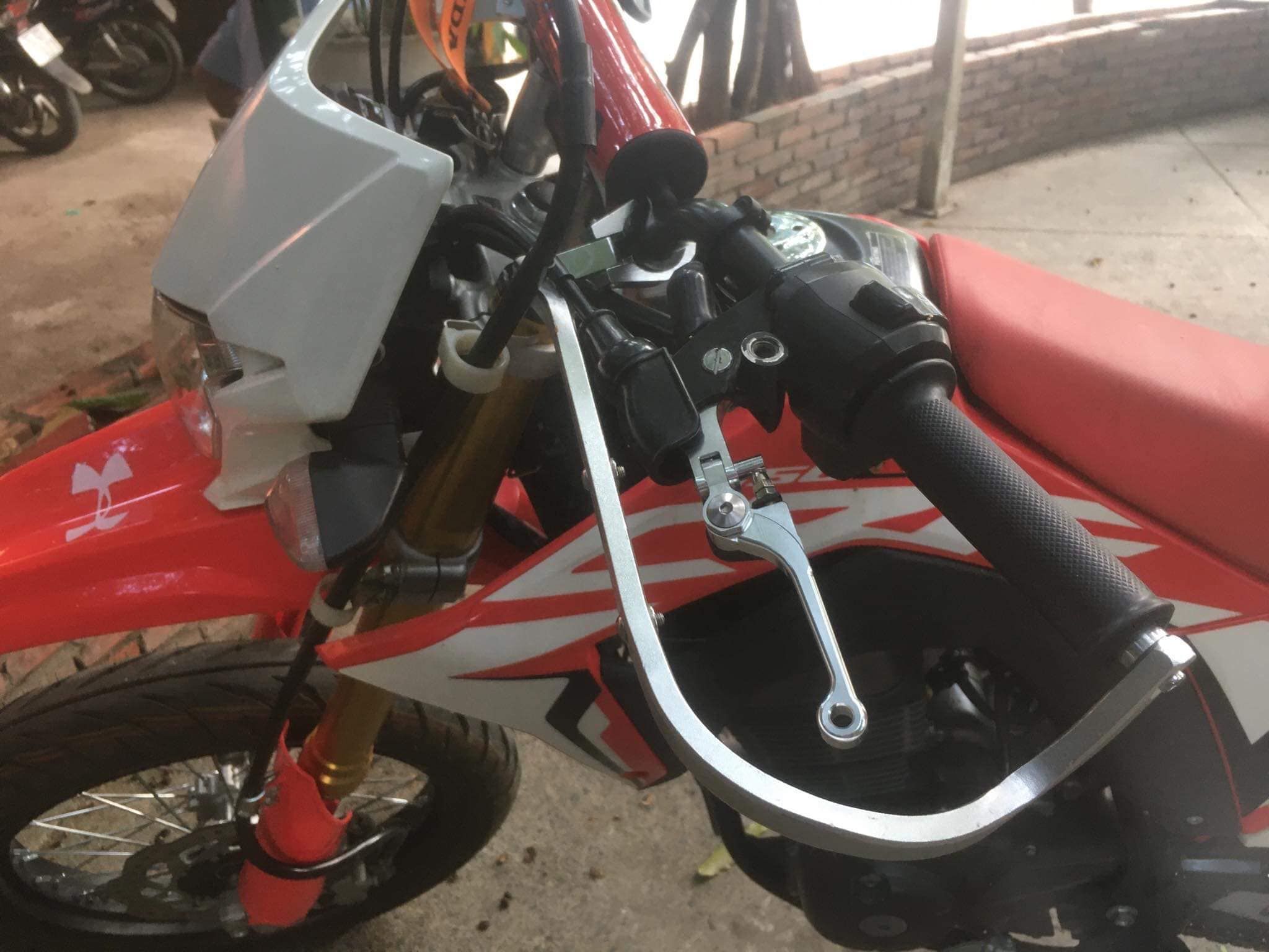 Tay côn phanh chống gãy CRF150L nhập khẩu Indonesia