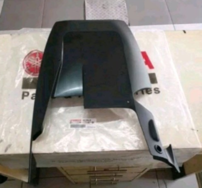 Nhám sàn gầm Fino Grand chính hãng Yamaha
