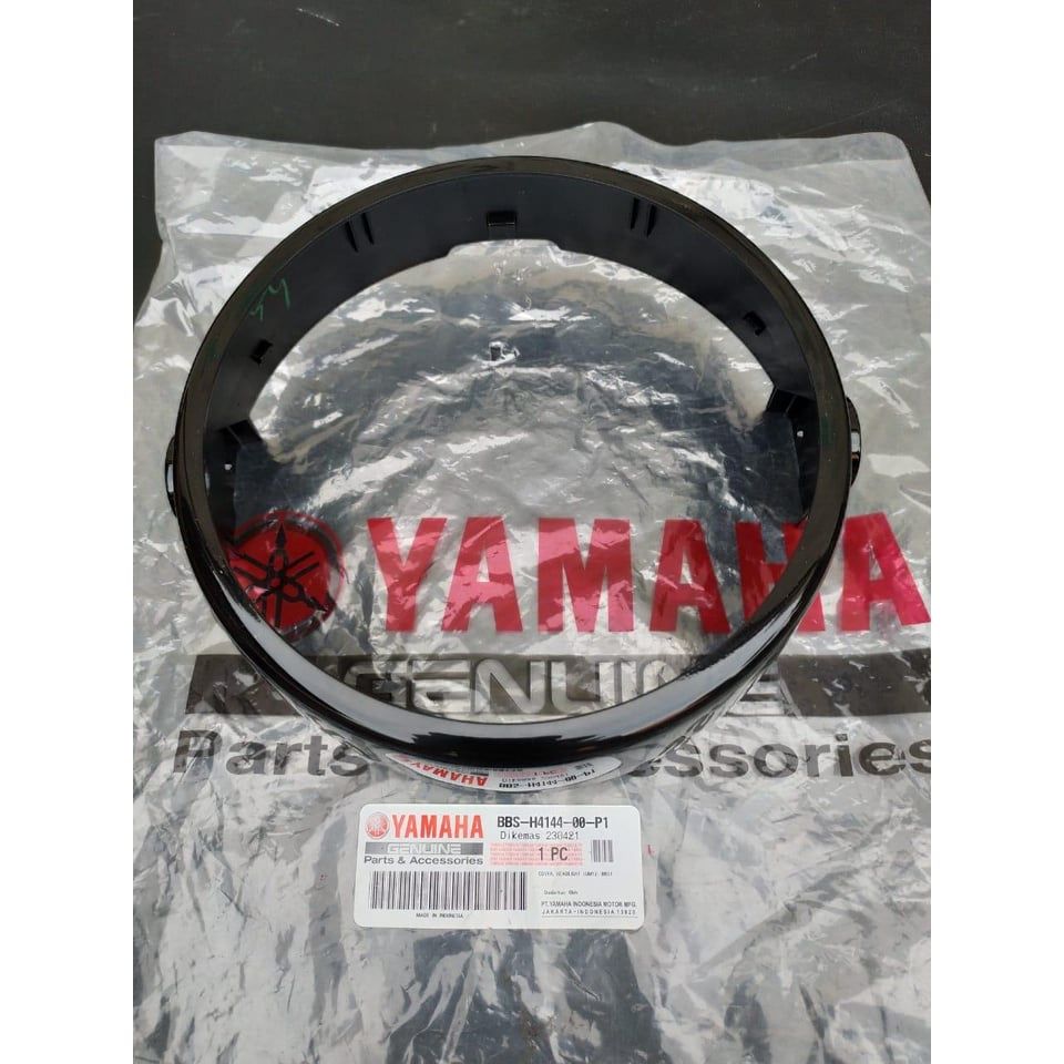 Vành đèn trước XSR155 chính hãng Yamaha