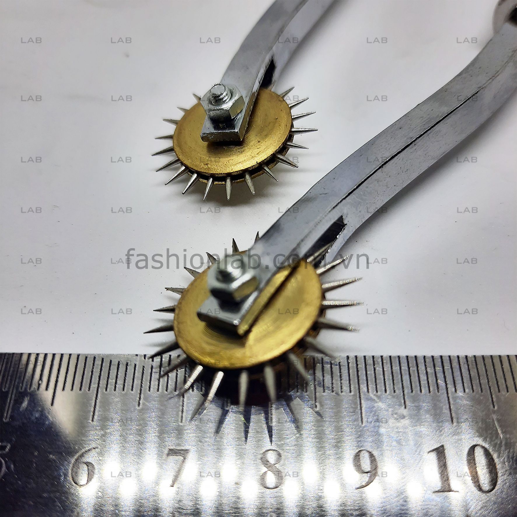 Cây lăn lấy dấu rập, đường khâu cán dài #010104