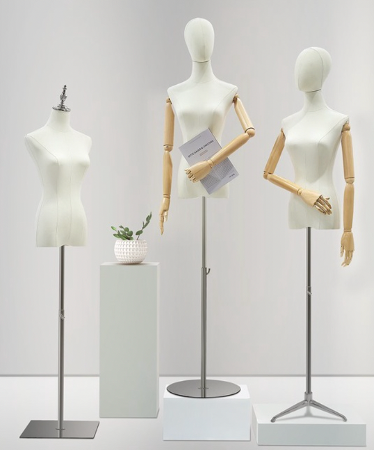 Mannequin M04 bán thân có tay đế inox vuông vàng #010203