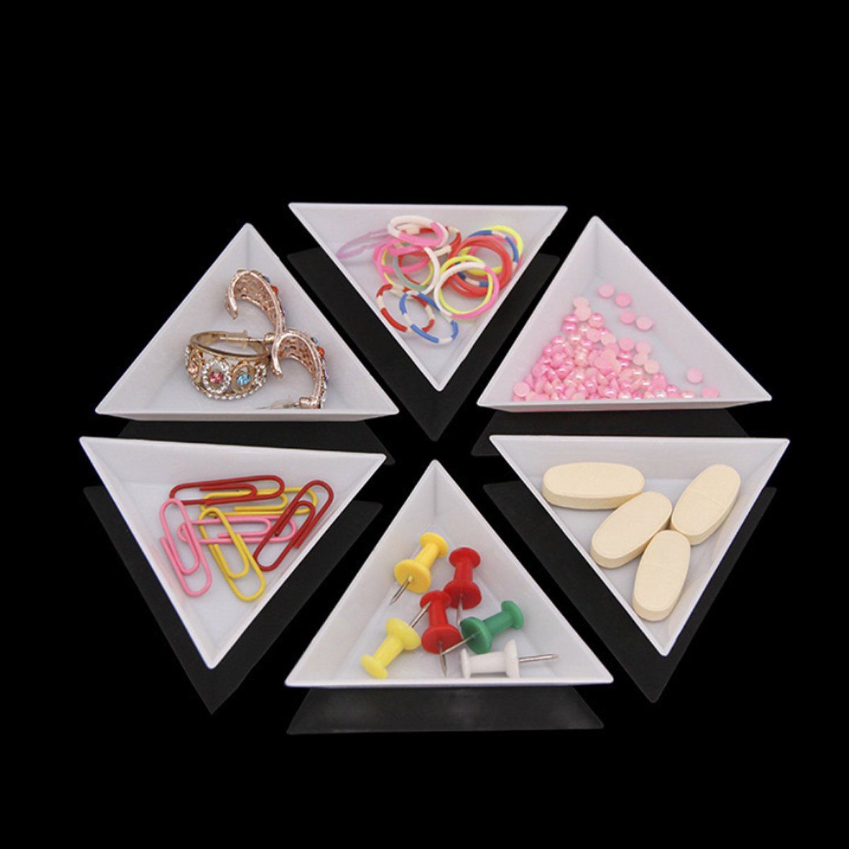 Khay tam giác nhỏ đựng cườm hạt #0103 (set 10 cái)