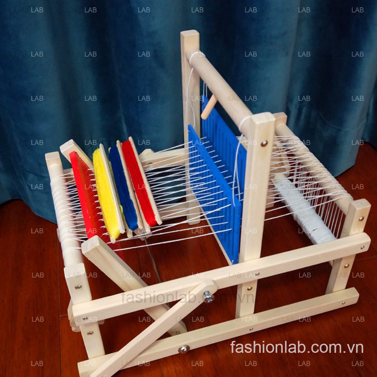 Khuy cửi - máy dệt gỗ cỡ nhỏ cho trẻ em #010401