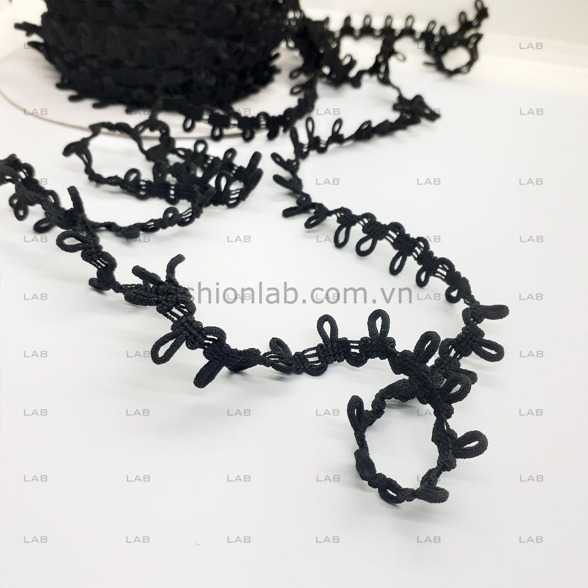 Dây cúc đan giọt nước dày #020202