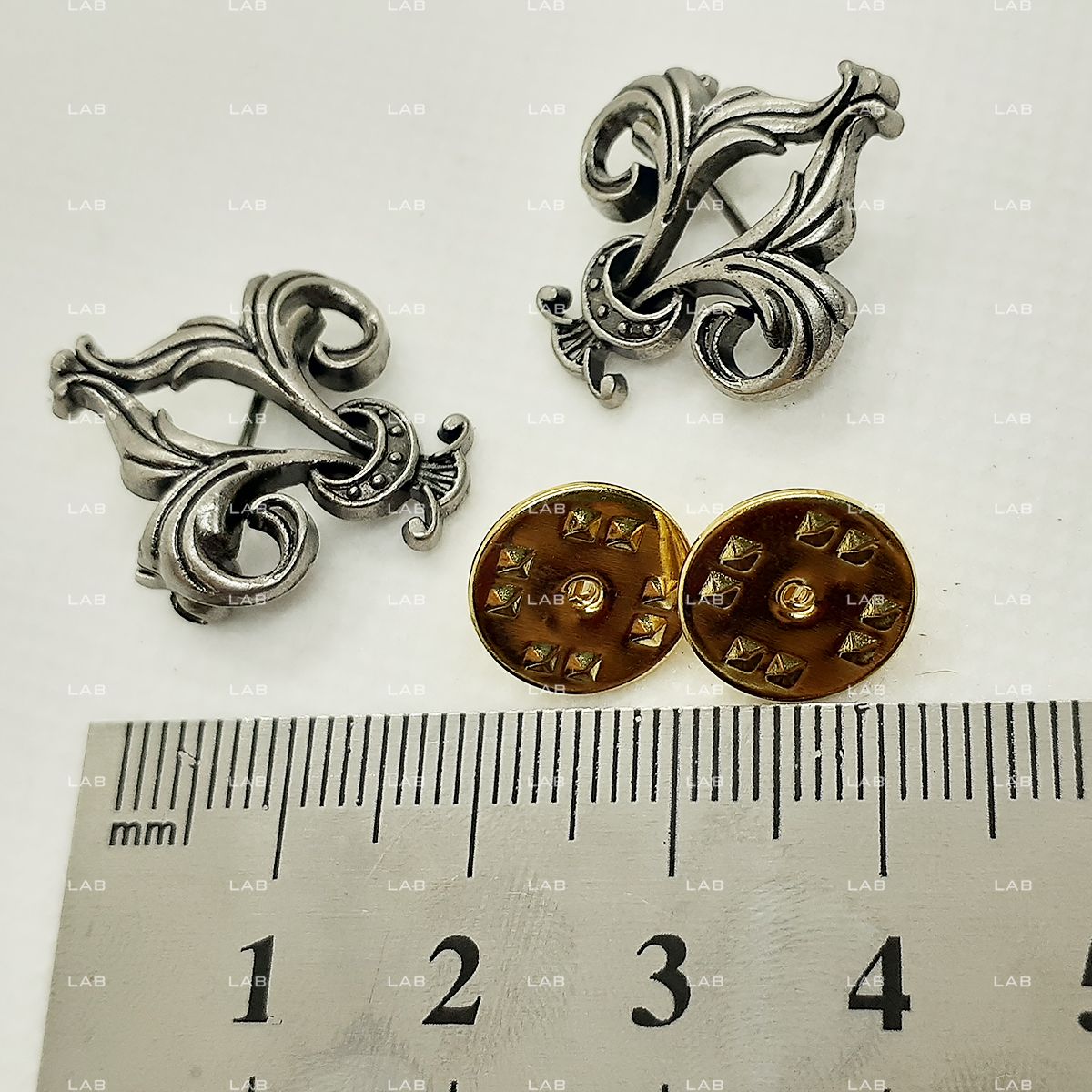 Pin cài áo - Baroque pattern #020902