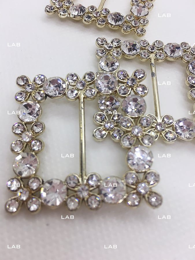 Mặt dây lưng vuông pha lê 40x40mm #020203