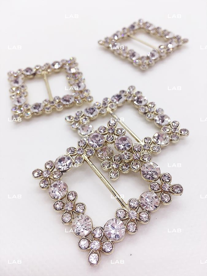 Mặt dây lưng vuông pha lê 40x40mm #020203