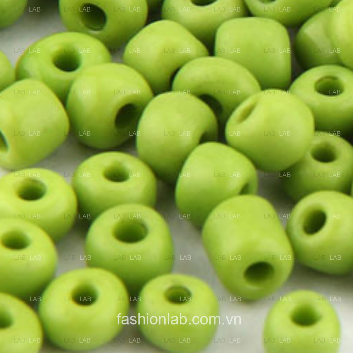 Hạt tròn sứ màu đặc xỏ lỗ 4mm #020302