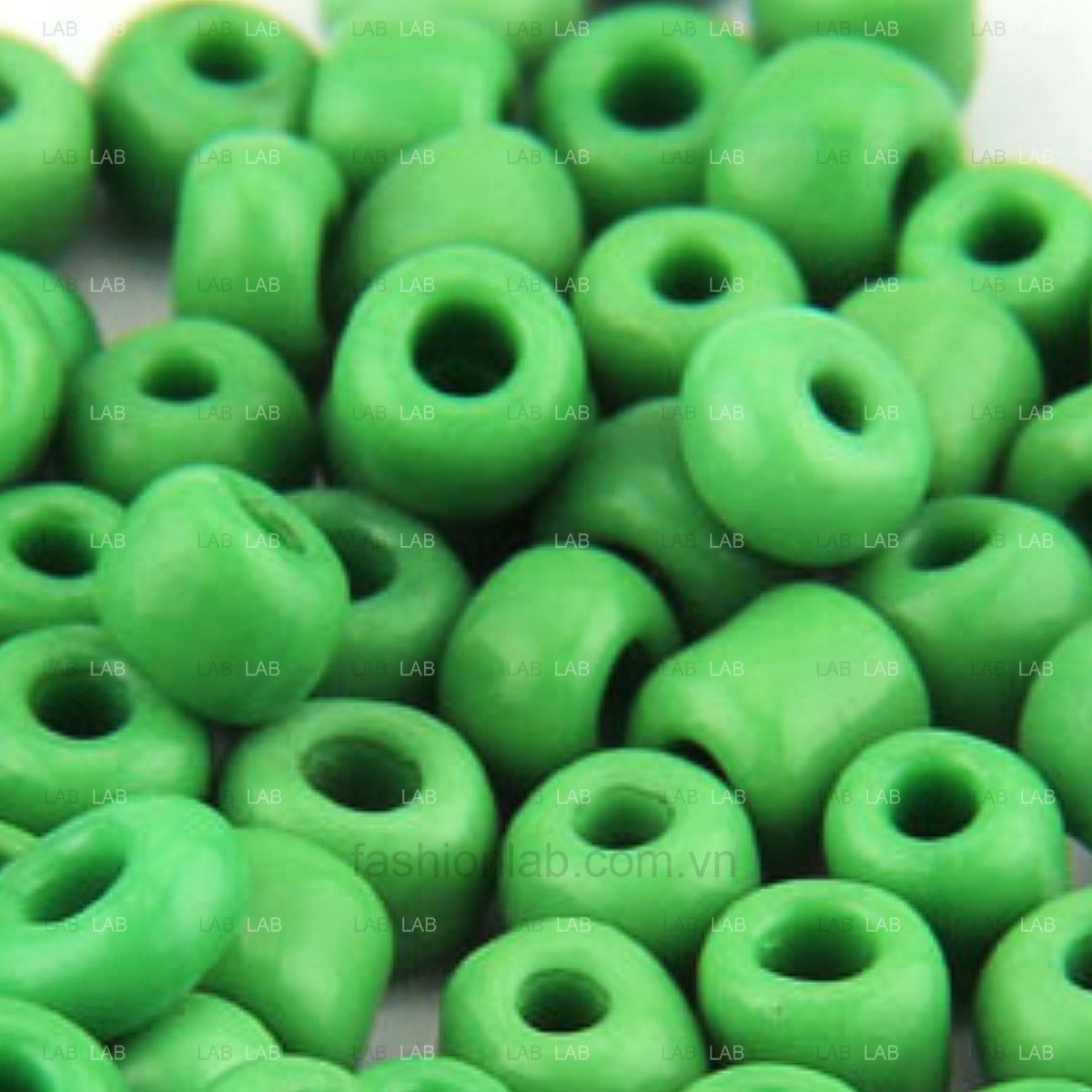Hạt tròn sứ màu đặc xỏ lỗ 4mm #020302