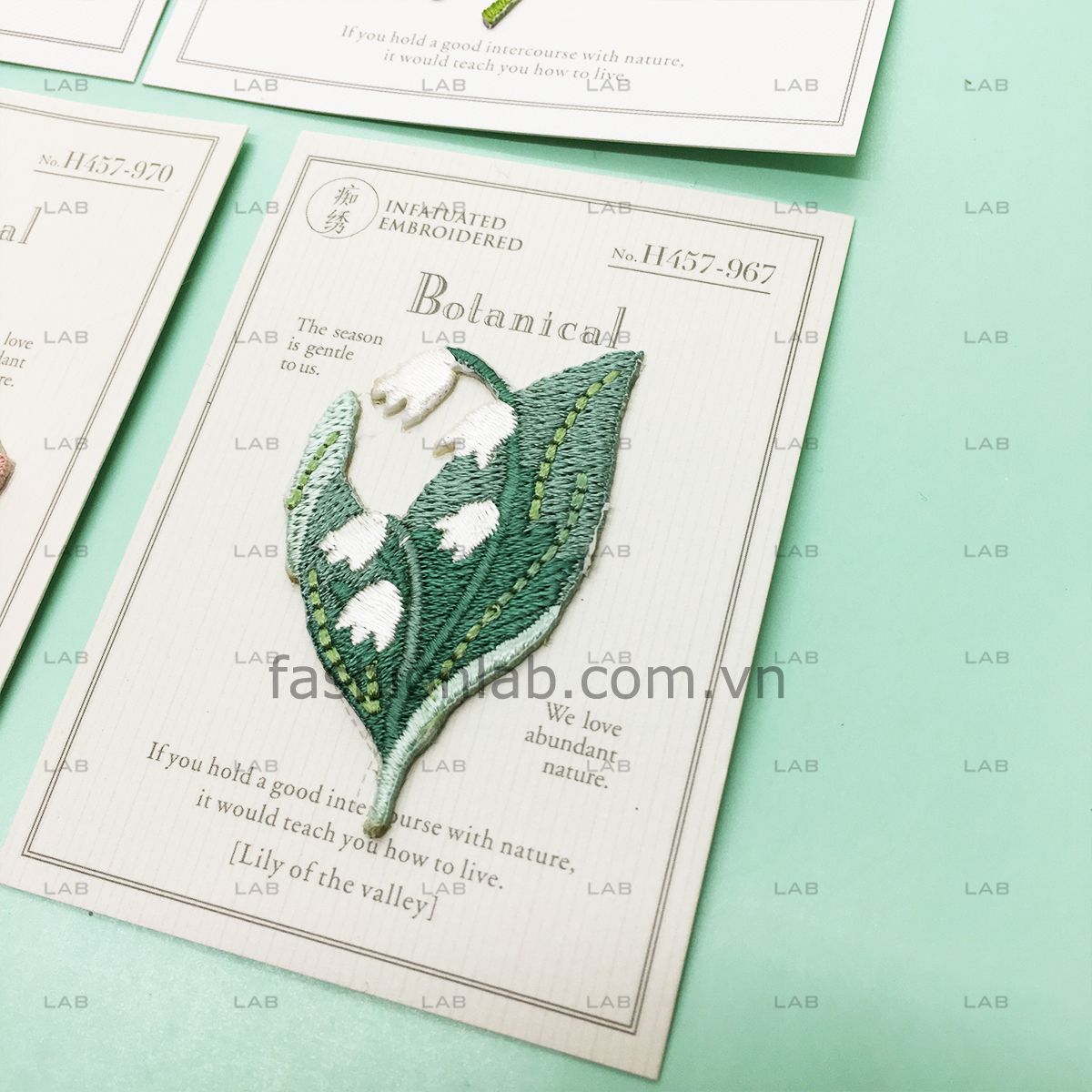 Hình thêu hoa nhỏ #020501