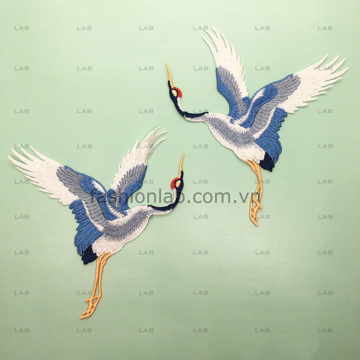 Hình thêu hạc #020501