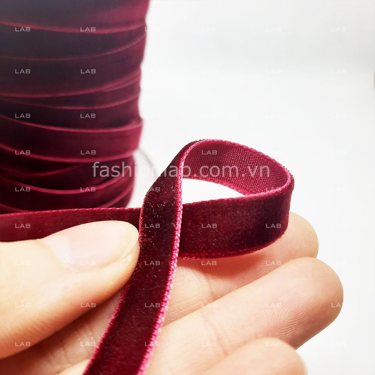 Dây nhung bản 1cm #020602