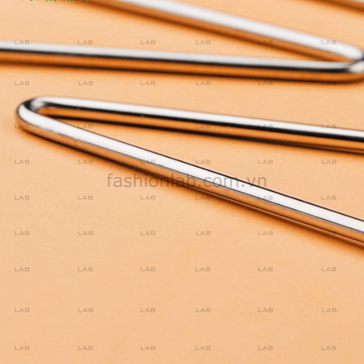 Gọng V định hình khe ngực #021101