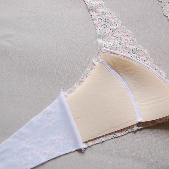 Mút làm cúp ngực khổ 150cm - dày 2.5mm #020702