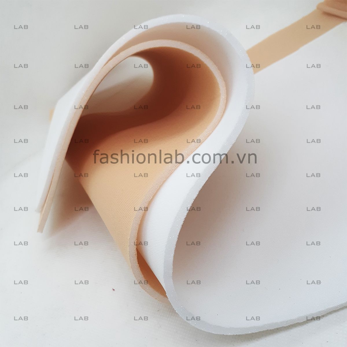 Mút làm cúp ngực khổ 150cm - dày 2.5mm #020702