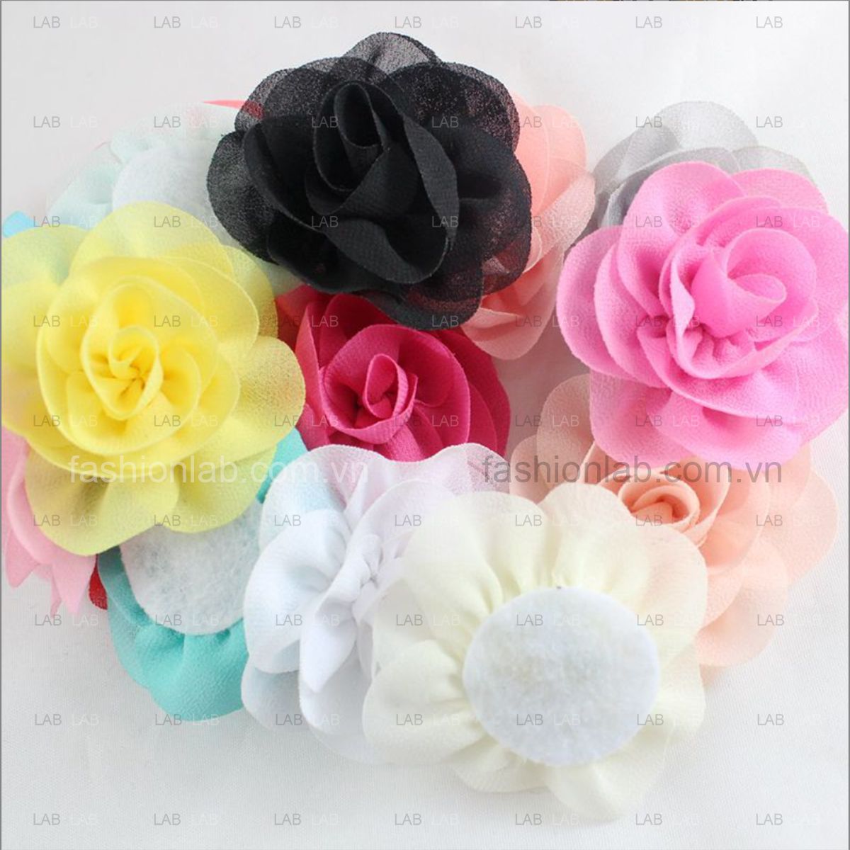 Hoa hồng vải voan cát đường kính 8cm