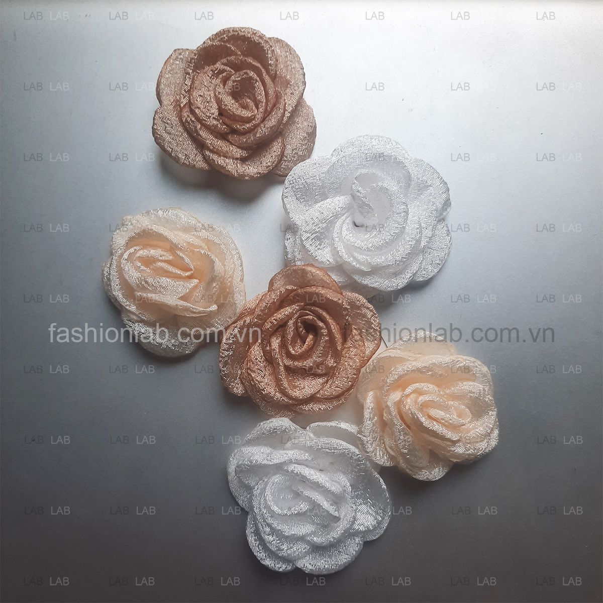Hoa hồng vải voan sần đường kính 4.5 - 5cm