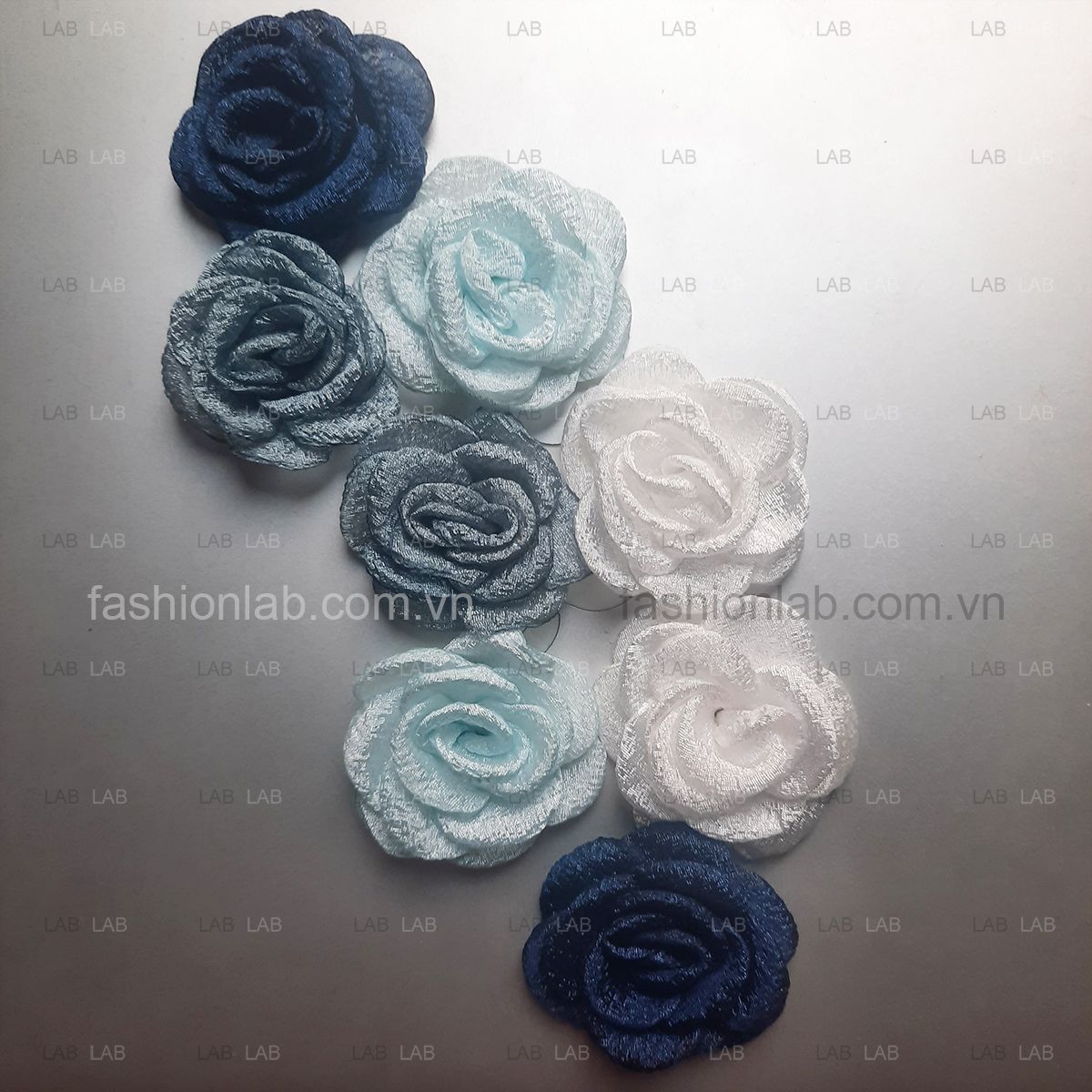 Hoa hồng vải voan sần đường kính 4.5 - 5cm