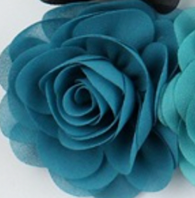 Hoa hồng vải voan cát đường kính 8cm