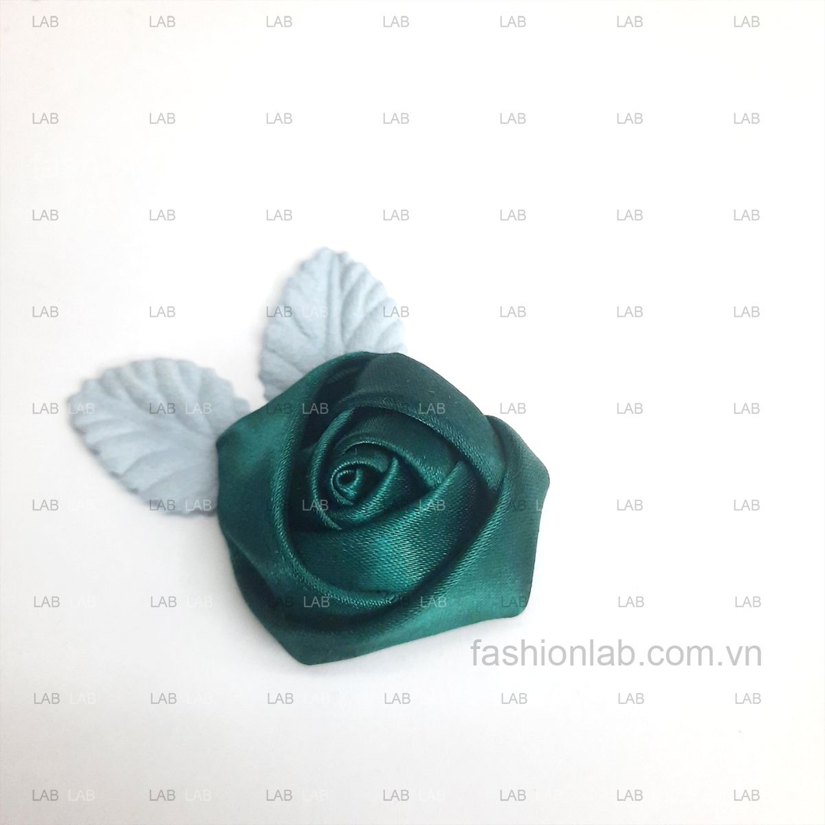 Nụ hồng vải satin đường kính 3.5 - 4cm