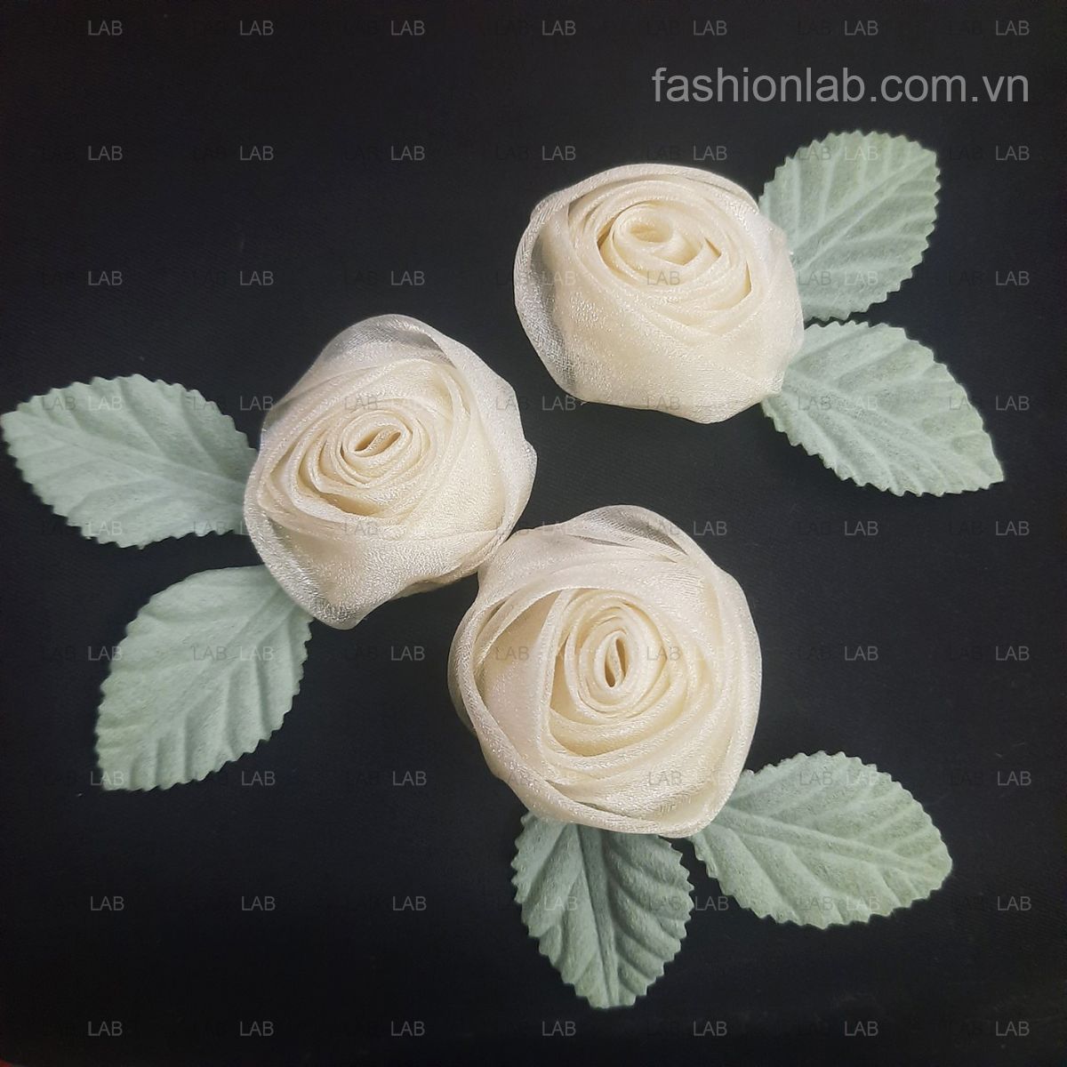 Nụ hồng vải organza