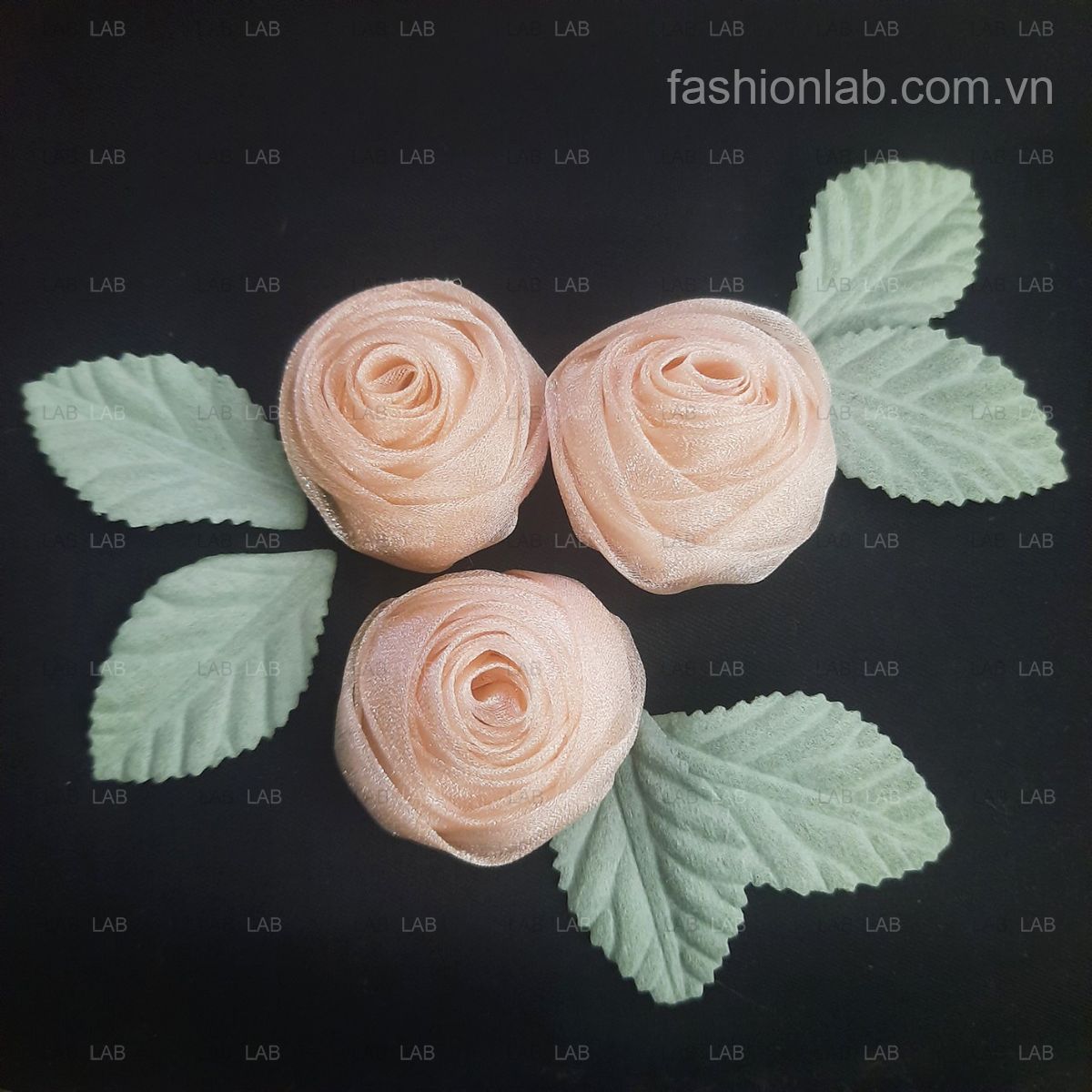 Nụ hồng vải organza