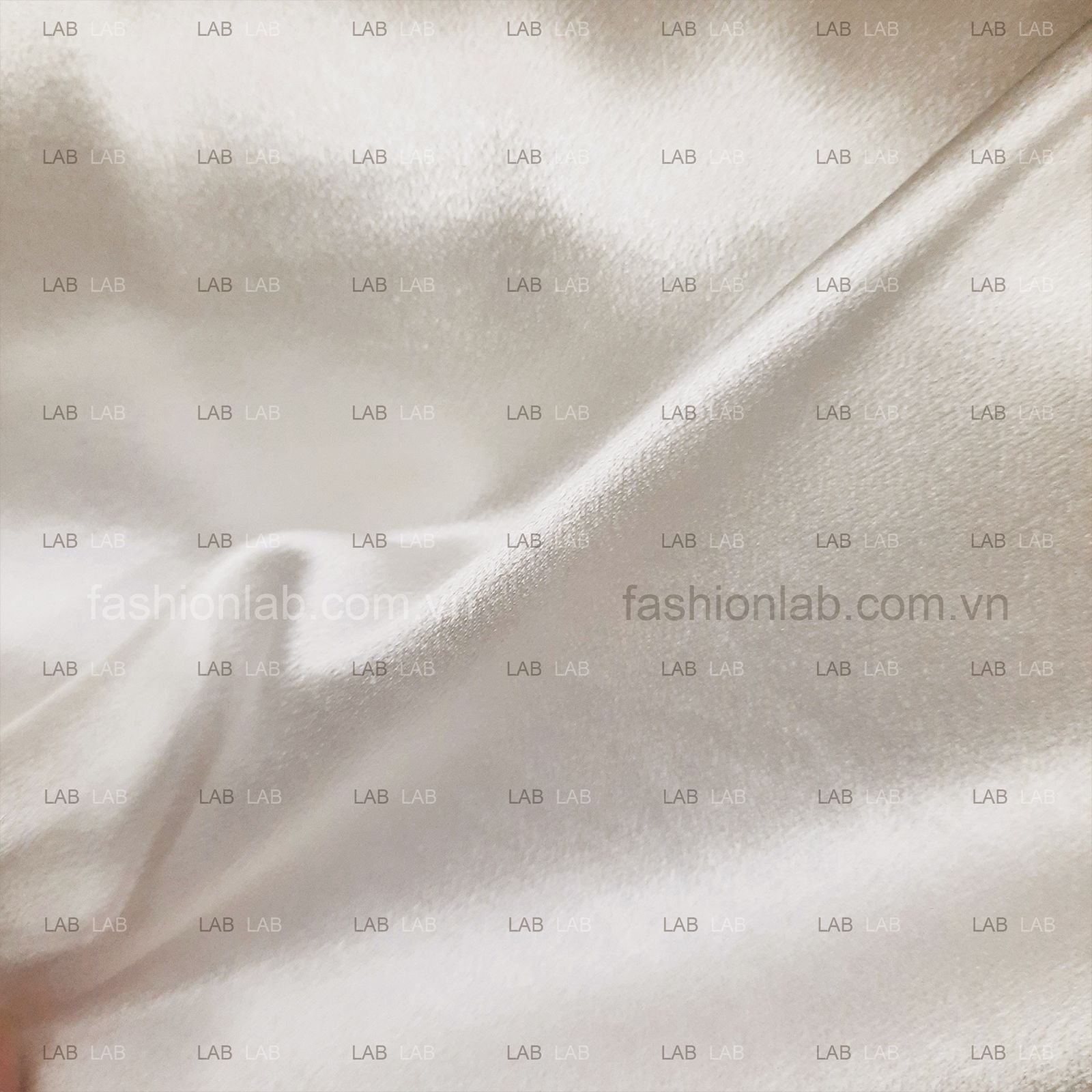 Vải satin váy cưới ánh trai #030102