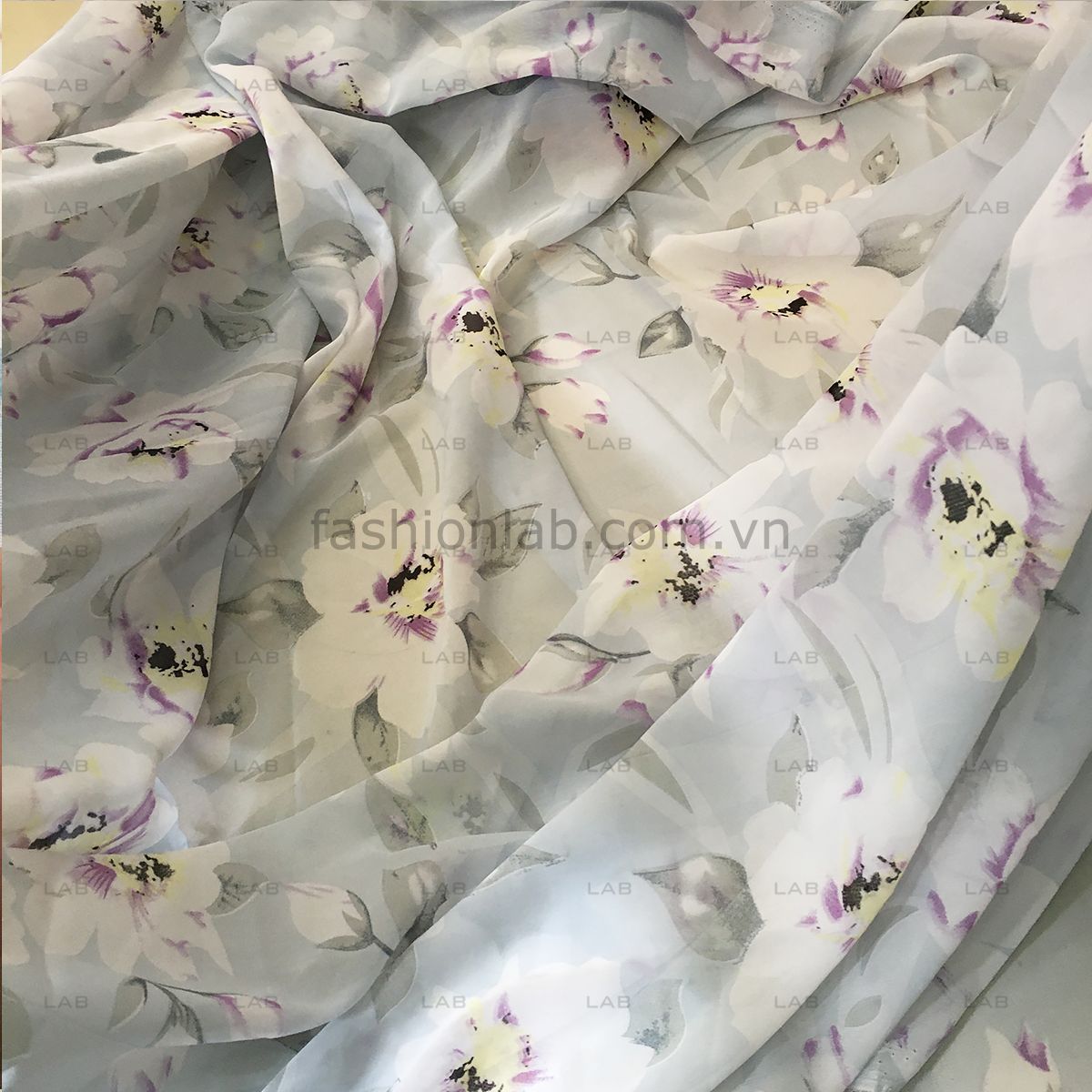 Vải voan hoa - Mẫu 010