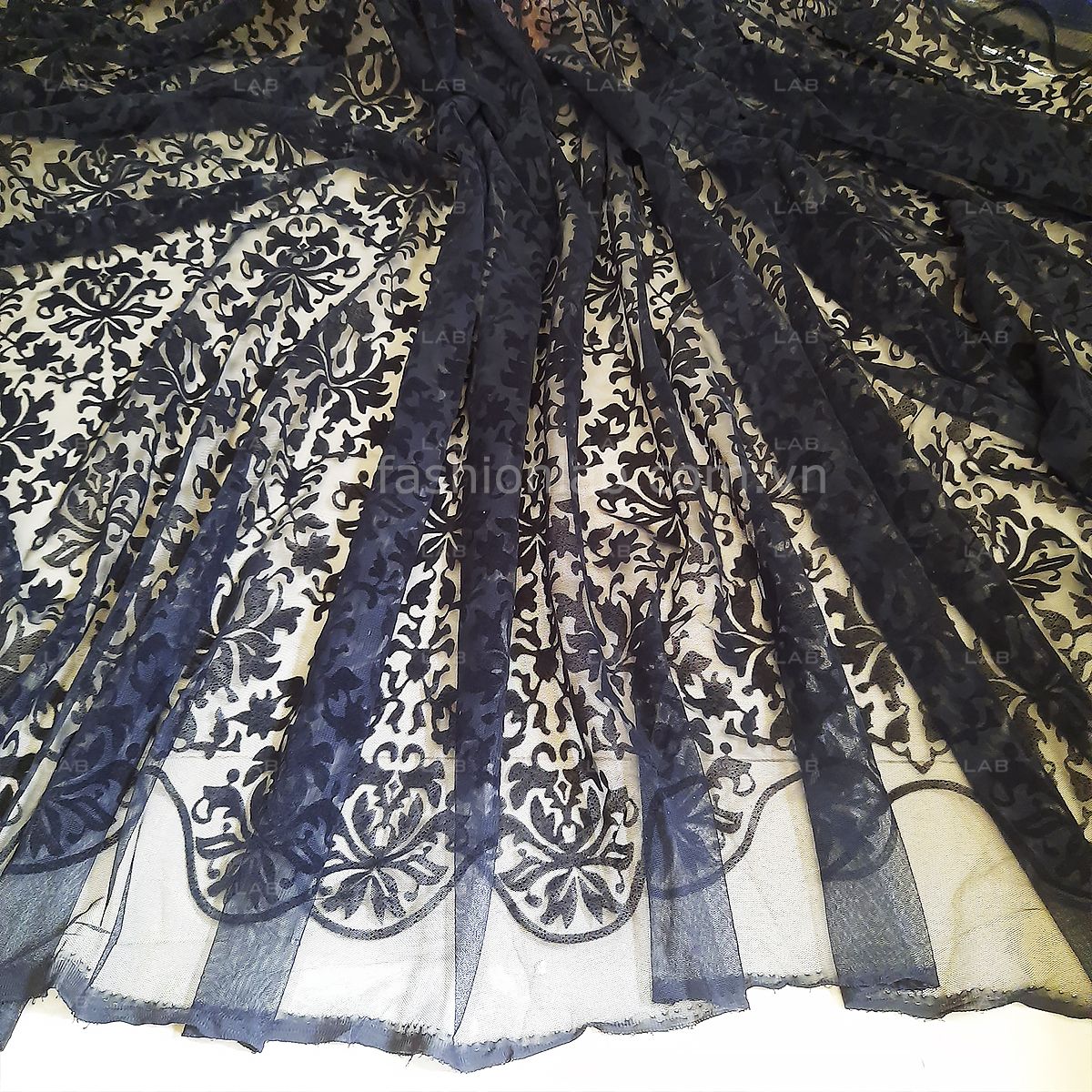 Vải lưới thêu nhung - Họa tiết Baroque #030601