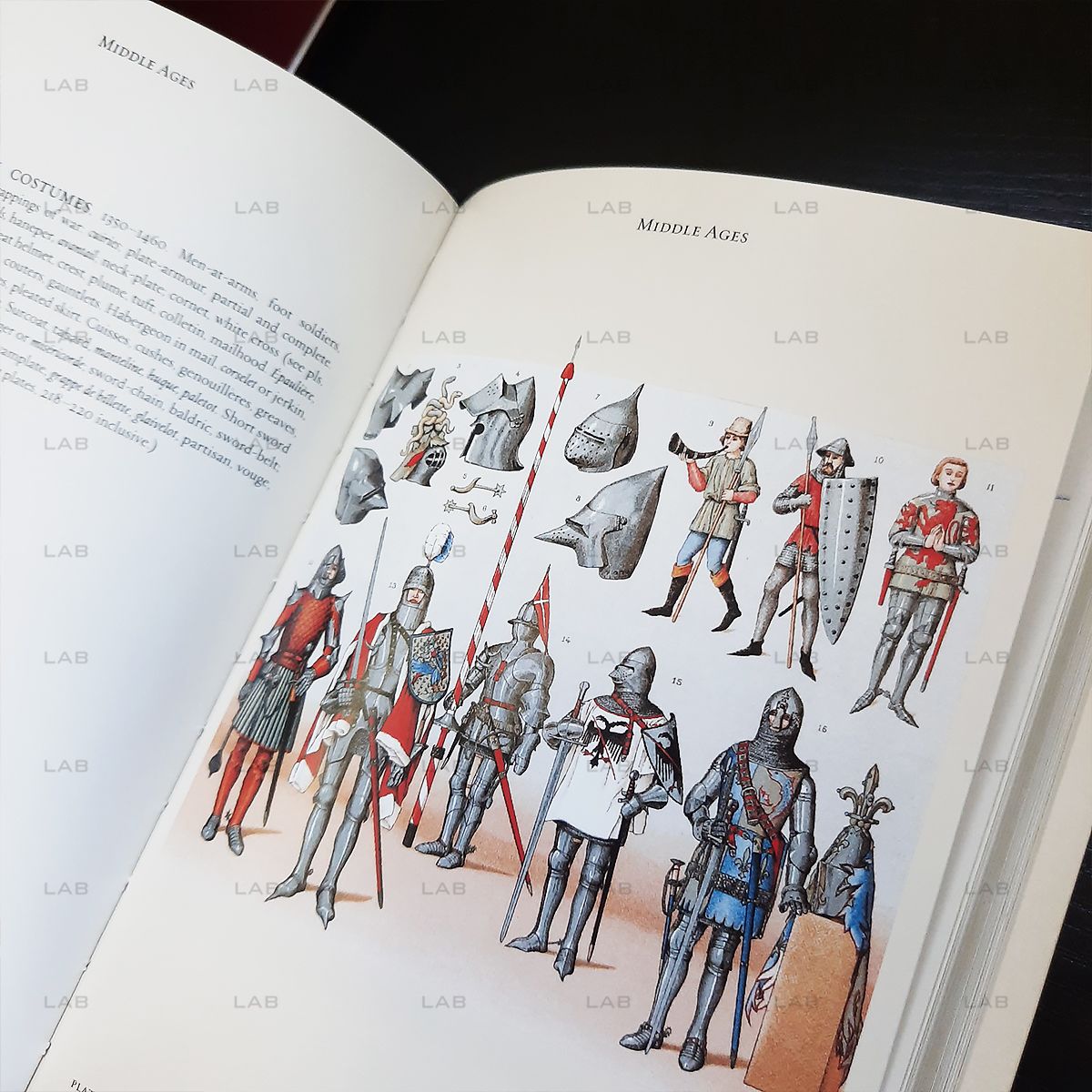 The Costume History - Auguste Racinet - Taschen #060101