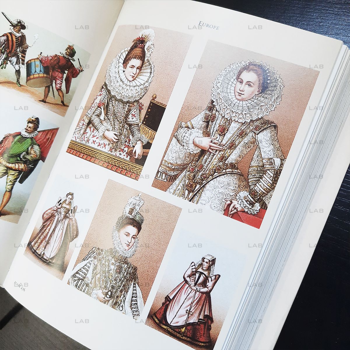 The Costume History - Auguste Racinet - Taschen #060101