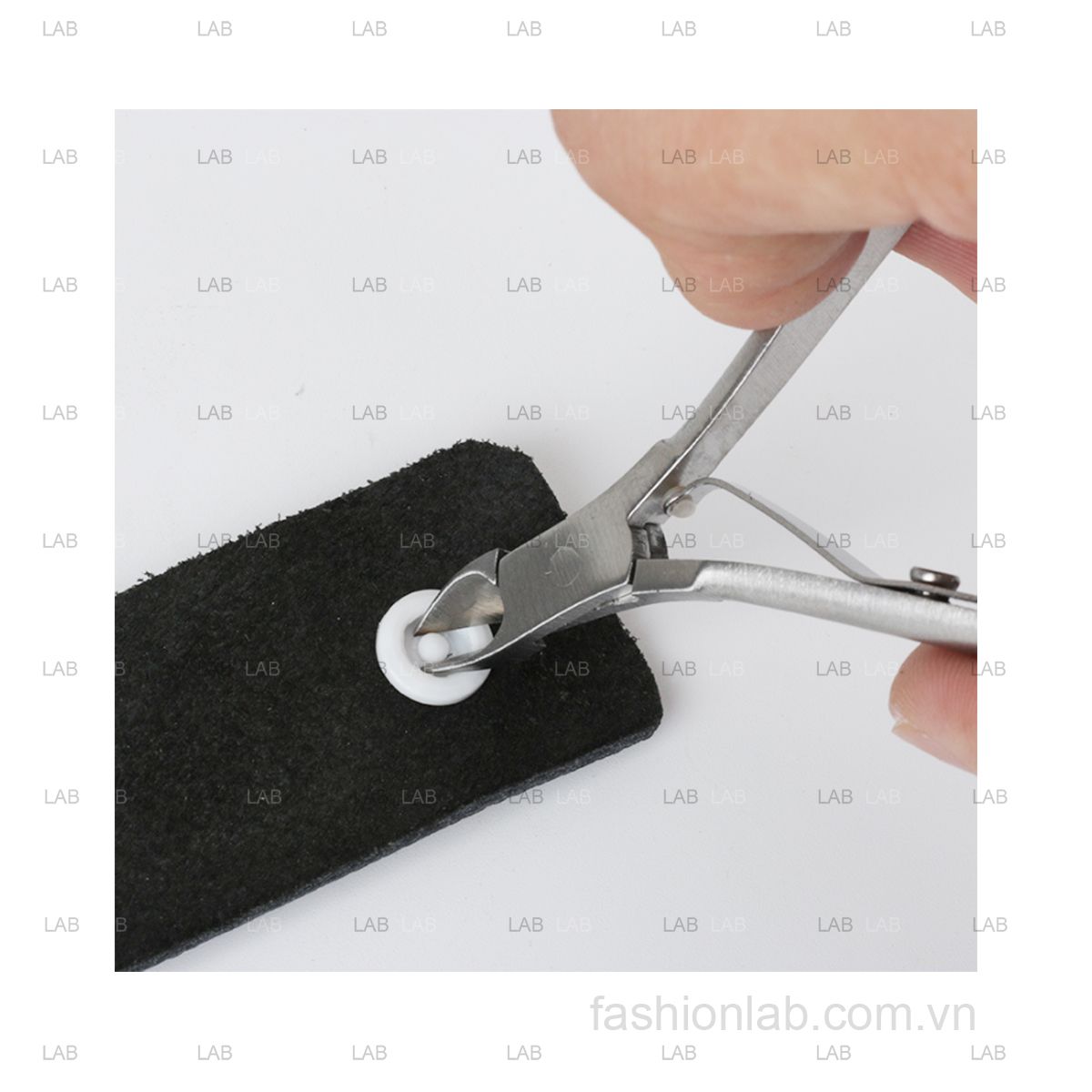 Dụng cụ kìm cắt tháo cúc nhựa #010902