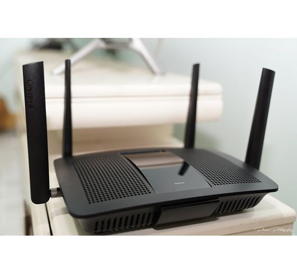  ROUTER WIFI LINKSYS EA8100 MAX-STREAM™ AC2600 