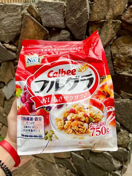 Ngũ cốc CALBEE đỏ