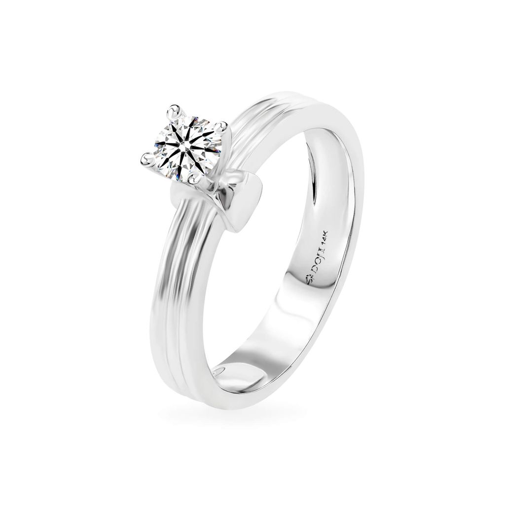 Nhẫn vàng trắng 14K gắn kim cương DOJI AFRB100099F2HA1