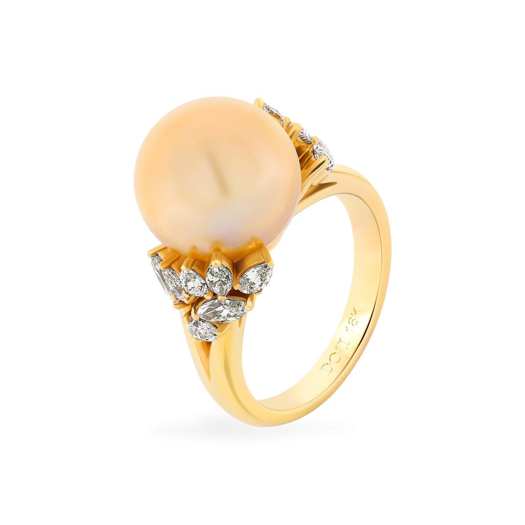 Nhẫn vàng vàng 18K gắn ngọc trai DOJI AFRI002565D1SS1