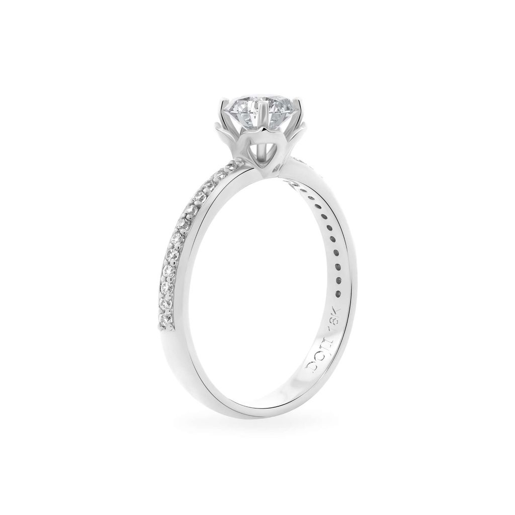 Nhẫn vàng trắng 14K gắn đá CZ DOJI AFRJ000047F2CZ1