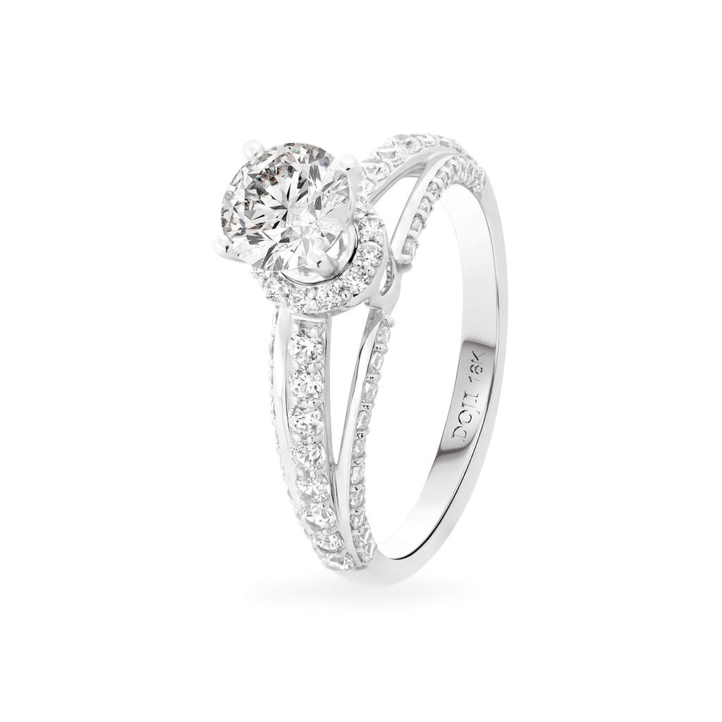Nhẫn vàng trắng 18K gắn đá CZ DOJI AFRM400035D2CZ1