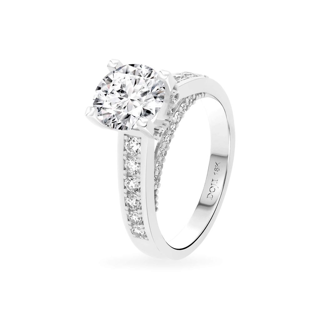 Nhẫn vàng trắng 18K gắn đá CZ DOJI AFRM600010D2CZ1